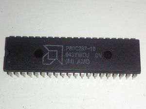 P80C287-10, P80C287. Geïntegreerde schakelingen Elektronische componenten Rekenkundige IC 16-bit, Math Coprocessor, PDIP40, Dual In-line 40 PIN DIP PLAX PLAX PET PAKKETER