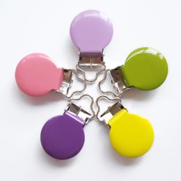 Clips porte-sucettes #22 pièces/lot | Clips de sucette ronds de couleur unie pour bébé, Clips de bretelles en métal avec dents en plastique, sans plomb et nickel 231010