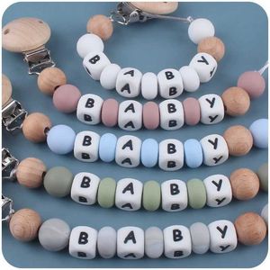 Supports de sucette Clips # nom de bébé personnalisé Pacificier Clip chaîne manquée Nipps Nipps Silicone Letters Perles de dents Cadeau d'anniversaire D240521