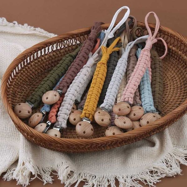 Clips des supports de sucette # Retro Crochet Baby Baby Anti Drip Pacificier Chaîne Mémelon Clip Virtual Clip Woven Cotton Beech Wood Pacificier Clip D240521