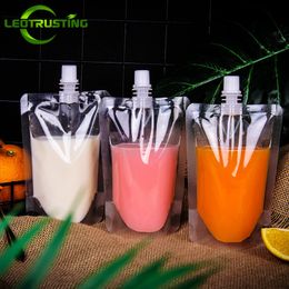 Sacs d'emballage 100pcslot Stand up Sacs d'emballage en plastique d'été Sacs à bec Happy Beverage Jus liquide Lait Bar de mariage Pochettes à boire 230710