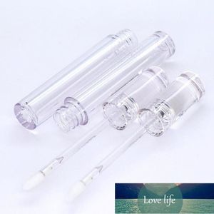 Bouteilles d'emballage Tubes de brillant à lèvres vides de 7,8 ml brillant à lèvres en cristal transparent rond avec baguette vide clair usine