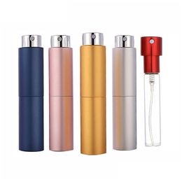 Verpakkingsflessen 5 ml roterende per flesglas etherische olie spray draagbare lege cosmetische druppel levering Office Business Industri DHE72