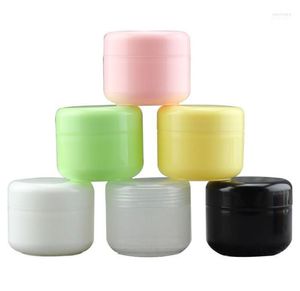 Bouteilles d'emballage colorées 60 pièces/lot 50ML 50G PP pot cosmétique en plastique vide avec bouchon à vis couvercle intérieur échantillon maquillage sous-embouteillage masque conteneur