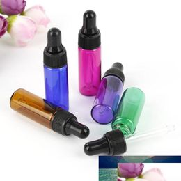 Bouteilles d'emballage en gros bleu vert violet rouge ambre mini bouteilles en verre 5 ml échantillon pipette compte-gouttes flacon avec couvercles noirs prêts à expédier Dhuv2