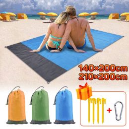 Almohadillas 2x2.1m Mat de bolsillo impermeable para acampado al aire libre Picnic Mat de picnic portátil Ligero plegable Maneta de playa Secado rápido