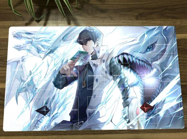 Pads Hot Yugioh Yugioh Playmat Kaiba Seto Blueeyes White Dragon CCG TCG Game Game Mat Mouse Pad avec zones + Cadeau de sac gratuit