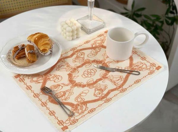 Tampons de signalisation Nouveau Design Imprimé lin tissu gland Mat Pad 9 motif pour dîner maison hôtel café Table Décoration et cadeaux