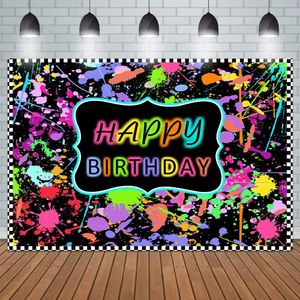 Peinture éclaboussante joyeux anniversaire toile de fond colorée