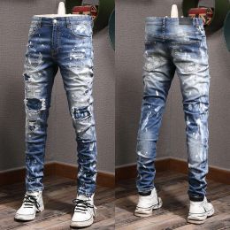 Detalles de puntadas pintadas Jeans Hombres angustiados Pantalones de mezclilla de pierna Slim