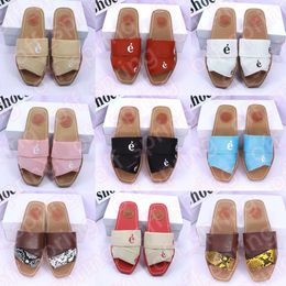 Pares Toboganes de diseñador Slipers para hombres Impresión de letras Blancas Blancas zapatillas Fashion Luxury Womens Summer Beach Sandals