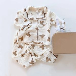 Pyjamas 1-6y Kids Pyjama Sets Baby Boys Grils Sleepwear Bear Gedrukte Lange Mouw Rapel Tops Long Pants Children Pajama Nigwear 230509