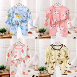 Pajamas 2024 Nouveau bébé coton Vêtements pour enfants Enfants garçons et filles Nine Quart Sleeves Pajamas Childrens Long T-shirt + Pantl2405