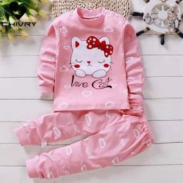 Pyjama's 2024 PABOREN KINDERS EN GIRLS PAJAMA SET CARJAMA SET LEGEN LEGEN SLEUDEN LEEST T-SHIRT TOP MET BABE BABY AUSTUM DAERUNSTEL PAJAMAS WX5.21