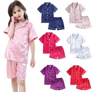 Pyjamas 6m-11y Baby Girl Boy Pyjama Set Satin Childrens Short Sleeved Pyjama's PJ's 2-delige knoops Classic Casual Shorts D240517