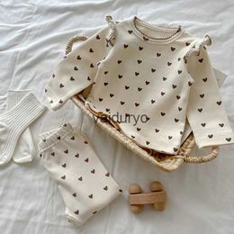 Pyjamas bébé pyjama costume coeur imprimé filles vêtements de sommeil nouveau-né le couchage h240426