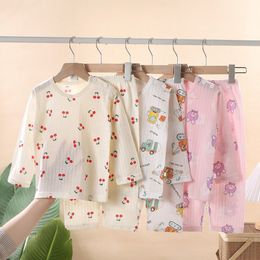 Pyjamas Ensemble de pyjama pour enfants Été Mince Garçons et Filles Pur Coton Accueil Vêtements Bébé Coton Respirant À Manches Longues Pantalon Air 230331