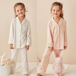 Pyjamas Childrens Girls Lolita Turndown Collar Pyjama Sets Cotton Tops broek PANDDER KIDS LAATS PAJAMAS SET GIRL SLAPWEAR LOUGEWAR 220922