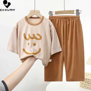 Pyjamas Childrens Summer Thin Silk Pyjama Set nieuwe jongens en meisjes cartoon glimlach drie kwart mouwen o-neck t-shirt met broek baby pyjama's d240516