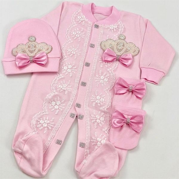 Pyjamas Dollbling 3pcs né bébé rose dentelle tenues nom personnalisé pyjama nid fille couronne nacrée Onesie cadeau de baptême 231124