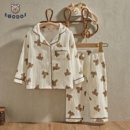 Pyjamas Ewodos 1-6 jaar peuter Baby Kids unisex Casual Pyjama Suit cartoonbeer afdrukken met lange mouwen voor zak revers Lange broek 230509