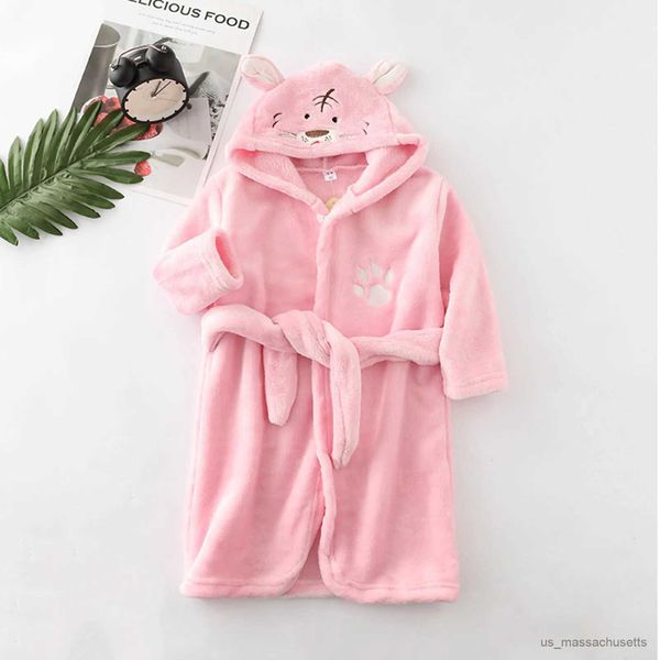 Pyjamas bébé bébé pyjamas flanelle vêtements de nuit chauds peignoirs à capuche garçons enfants enfant en bas âge dessin animé filles robe de nuit combinaison R231108