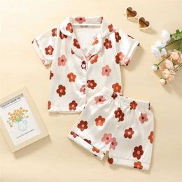 Pyjama's Kids Girls Summer Set Bloemprint Kortkraag met korte mouwen met elastische taille shorts Sleepwear H240507