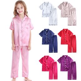 Pyjama's kleine babymeisjes jongens set satijn zijden kinderen korte mouwen slaapkleding pjs 2 -delige knop dekenslaapjes 230224