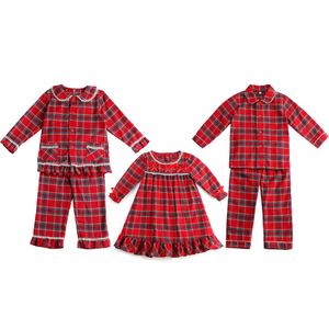 Pyjama's Bijpassende flanel jongens en meisjes Baby Familie Kinderen Kinderkerstpyjama Rode peuterpyjama met lange mouwen PJS 231122