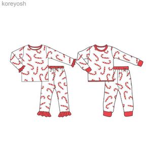 Pyjamas Nouveau design style de Noël Ensemble pyjama frère et sœur Garçons et filles Pantalons longs Ensemble pyjama à manches longues motif canne à sucre L231109