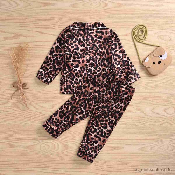 Pyjamas Nouveau-né tout-petits bébé automne pyjamas enfants imprimé léopard à manches longues cardigan col montant homewear costume enfants vêtements R231108
