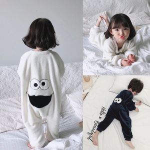 Pyjama Onesie Kids Baby Jongens Meisjes Pyjama Kinderen Winter Lange Mouw Flanel Dieren Nachtkleding Cartoon Grote Ogen Slaapzak Gewaad 231202