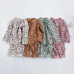 Pyjama's lente en herfst baby pyjama set 18m-8 jaar kinderen geprinte luipaard pyjama lounge kleding katoen meisjes avondjurk d240517