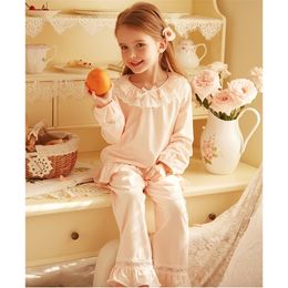 Pyjama Lente Herfst Kindernachtkleding. Meisjes katoenen roze pyjama met lange mouwen. Peuter baby pyjama met ruches Schattige kinderkleding 231124