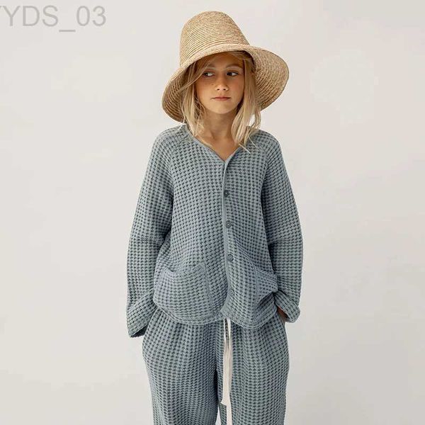 Pyjamas printemps automne nouveau waffle rétro filles adapter le coton biologique Coton Kids Tops + pantalon pyjama sets pour enfants vêtements tz101zln231222