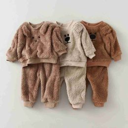 Pyjama Lente Baby Jongen Meisje Kledingsets Herfst Fleece Sweatshirt + Broek Peuter Kinderpyjama Warme Tops + Broek Baby OutwearL231114