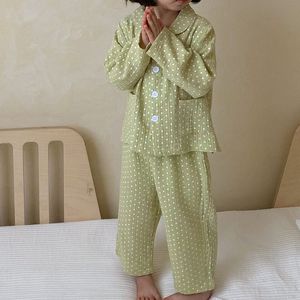 Pyjamas printemps vêtements ensembles vêtements pour enfants pyjamas ensemble à pois motif vêtements de nuit fille ensembles garçon vêtements 230306