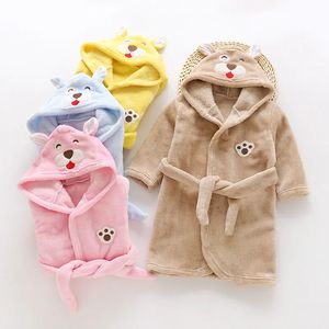 Pyjamas hiver kid bathrobe dessin animé bébé baignoire robe lapin panda animal serviette à capuche peignoir pour enfants pyjamas garçons filles robes 231006