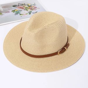 Panama Straw Hat vrouwelijke jazz top mannen en dames lente zomer geweven modieuze zonbescherming zonnescherm 240403