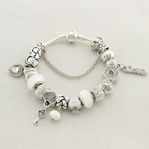 Hebras creativas DIY 18 cm-21 cm pulsera corazón llave colgante diamante blanco gran agujero accesorios de cuentas al por mayor