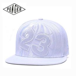 Pakkb merk 23 cap wit hip-hop basketbal snapback hoed voor mannen vrouwen volwassen outdoor casual instelbare zon honkbal cap bot q0911