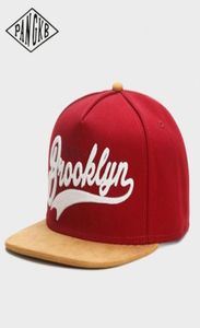 Pangkb -merk Fastball Cap Brooklyn Faux Suede Hip Hop Red Snapback Hat voor mannen Vrouwen Volwassen Outdoor Casual Sun Baseball Cap Bone Y23540594