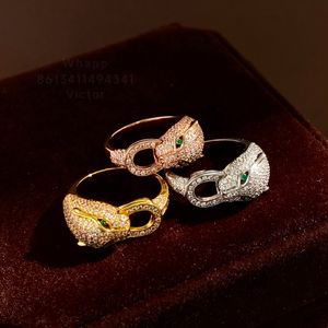 Anillo Panthere GRANDE para hombre diseñador Dominante cabeza de leopardo diamante Gafas esmeralda Baño oro 18K reproducciones oficiales joyería talla europea 017