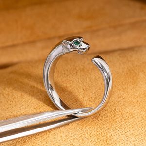 Panthere Ring voor vrouwontwerper voor man Diamond Emerald Gold Ploated 18K T0P Kwaliteit Officiële reproducties Classic Style Fashion Exquisite Gift 023