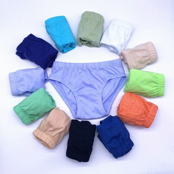 Bragas 8pcsLot Color sólido Niños Ropa interior de algodón Pantalones cortos Niños Calzoncillos Ropa Niños 110 años 230322