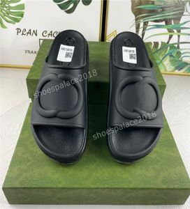 Pantoufles Sandales Slippers Designers Sandals Chaussures de mode arcs-en-ciel Chère femme Designer Slipper Beach Slide Platform Céde Céde