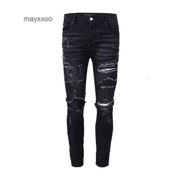 Pants 2024 Amiirii Fashion Jean Purple Demin Mens Jeans Mens avec des trous blancs ajustement en denim Fashion Old Leggings 8juz