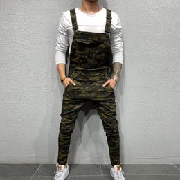 Broek Nieuwe High Street Zakken Jeans Mannen Mode Slim Fit Denim Jumpsuits Modieuze Riem Overalls Casual Jarretel Verontruste Broek