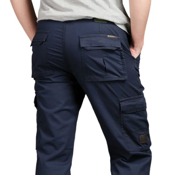 Pantalon New Men's Summer Multipocket Sautpochés Pantalon Man Spring Automne Casual Brand Army Coton Coton Verbe Pantant Long Pantalon 44