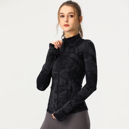 Chaquetas de mujer, pantalones de primavera, mallas para mujer, pantalones cortos, camiseta sin mangas, sujetador de motorista, traje de Yoga hasta la rodilla, pantalón de cintura alta para gimnasio para mujer